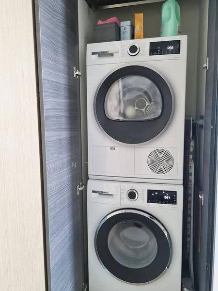 The Esse Asoke, Bangkok, 333 Soi Sukhumvit 21, Sukhumvit Road, Khlongtoei Nua, Watthana, Bangkok, 1 Bedroom, 44 sqm, Condo For Sale, by Nat Tantirapan, 500645922 - DDproperty.com
