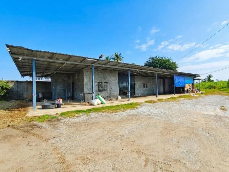 บ้านเดี่ยวพร้อมที่ดินสองพี่น้อง สุพรรณบุรี, Suphan Buri, Bo Suphan, Song Phi Nong, Suphan Buri, 2 Bedrooms, 100 sqm, Single Detached House For Sale, by The Best Property โอ็ต, 500645951 - DDproperty.com