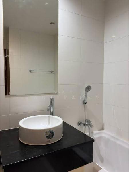 Sukhumvit City Resort, Bangkok, 51 Soi Sukhumvit 11, Khlongtoei Nua, Watthana, Bangkok, 2 Bedrooms, 69 sqm, Condo For Sale, by Nat Tantirapan, 500645978 - DDproperty.com