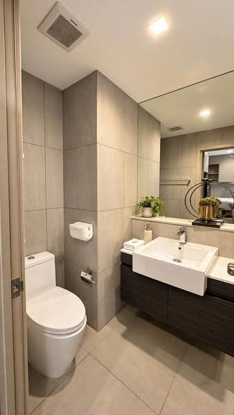 The Politan Rive, Nonthaburi, Soi Nontaburi 15, Bang Kra So, Muang Nonthaburi, Nonthaburi, 2 Bedrooms, 52 sqm, Condo For Sale, by คุณตั๊ก, 500645992 - DDproperty.com