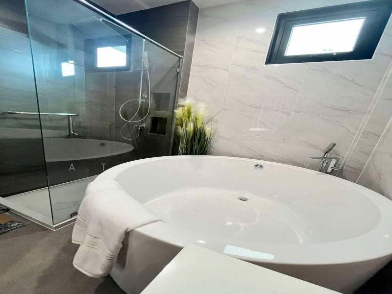 Cherliz Poolvilla Pattaya, Chon Buri (Pattaya), Nong Pla Lai, Bang Lamung (Pattaya), Chon Buri (Pattaya), 4 Bedrooms, 254 sqm, Single Detached House For Sale, by A.T.A. Property, 500646057 - DDproperty.com