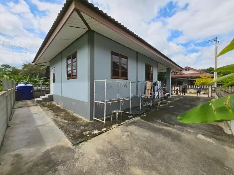 บ้านเดี่ยวพนัสนิคม ชลบุรี, Chon Buri (Pattaya), Nong Hiang, Phanat Nikhom, Chon Buri (Pattaya), 2 Bedrooms, 150 sqm, Single Detached House For Sale, by The Best Property พลอยใส, 500646065 - DDproperty.com