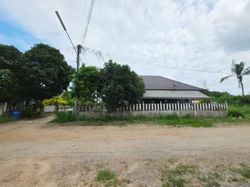 บ้านเดี่ยวพนัสนิคม ชลบุรี, Chon Buri (Pattaya), Nong Hiang, Phanat Nikhom, Chon Buri (Pattaya), 2 Bedrooms, 150 sqm, Single Detached House For Sale, by The Best Property พลอยใส, 500646065 - DDproperty.com