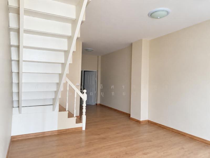 Baan Klang Soi Village 2, Pathum Thani, Lat Sawai, Lam Luk Ka, Pathum Thani, 3 Bedrooms, 81 sqm, Townhouse For Sale, by ภัทรนัน อิศรางกูร ณ อยุธยา, 500646182 - DDproperty.com