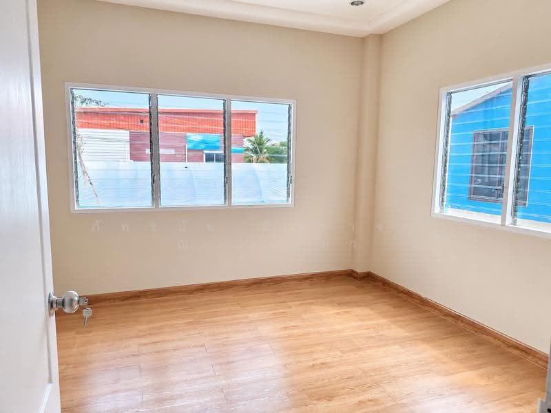 Baan Klang Soi Village 2, Pathum Thani, Lat Sawai, Lam Luk Ka, Pathum Thani, 3 Bedrooms, 81 sqm, Townhouse For Sale, by ภัทรนัน อิศรางกูร ณ อยุธยา, 500646182 - DDproperty.com