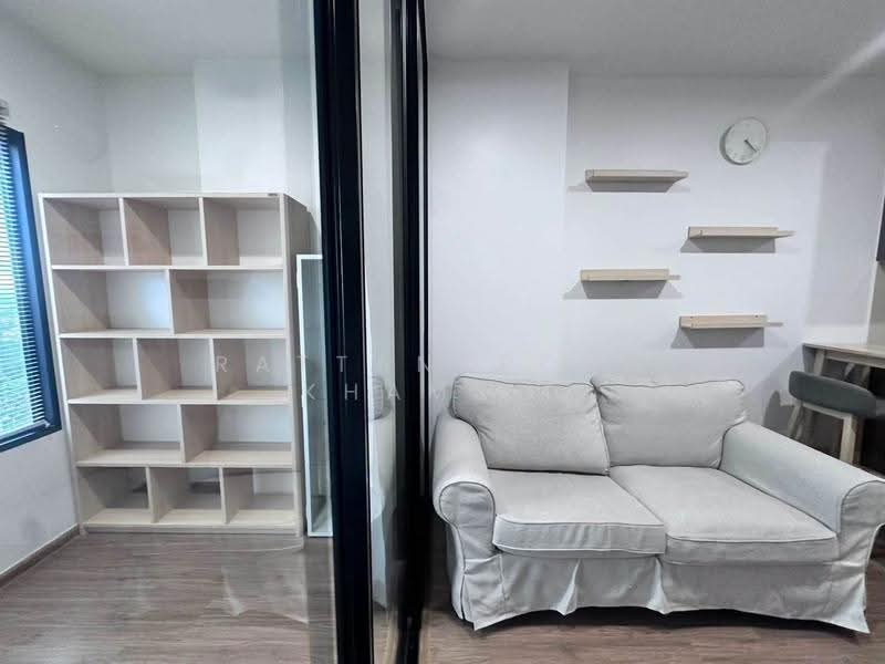 The Livin Phetkasem, Bangkok, 689 Phet Kasem Rd, Bang Wa, Phasi Charoen, Bangkok, 1 Bedroom, 39 sqm, Condo For Rent, by Rattanaporn Khamlit, 500646195 - DDproperty.com