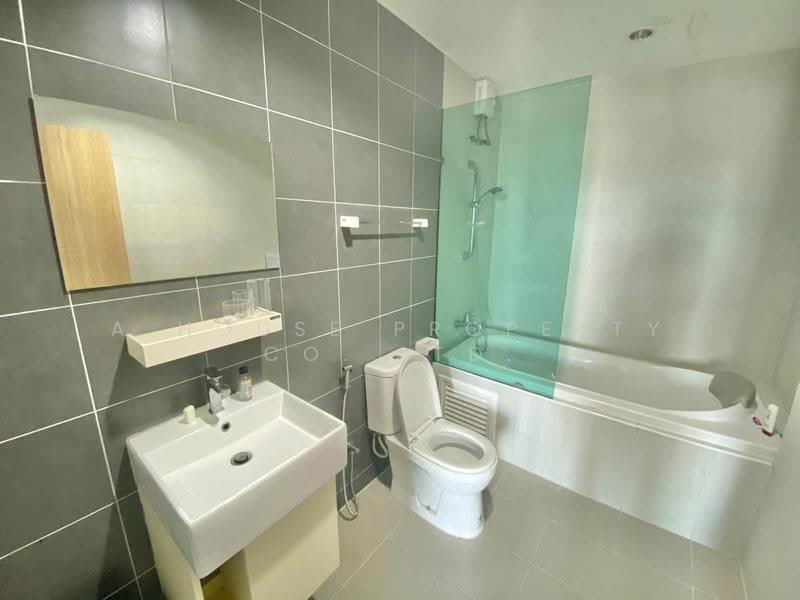 Ladda Plus Sriracha, Chon Buri (Pattaya), 100 Si Racha Nakhon 3, Si Racha, Chon Buri (Pattaya), 1 Bedroom, 47 sqm, Condo For Rent, by A House Property Co.,Ltd., 500646206 - DDproperty.com