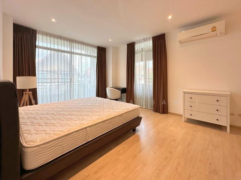Atoll Waikiki Shore Rama 9-Krungthep Kritha, Bangkok, Khlong Song Ton Nun, Lat Krabang, Bangkok, 4 Bedrooms, 220 sqm, Single Detached House For Sale, by Punpapa Rassamee, 500646208 - DDproperty.com