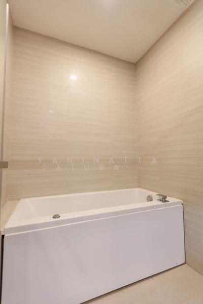 Park Origin Thonglor, Bangkok, Soi Thonglor 10, Sukhumvit Road, Khlong Tan Nua, Watthana, Bangkok, 2 Bedrooms, 45 sqm, Condo For Rent, by Yaninatta Jaturaphut, 500646222 - DDproperty.com