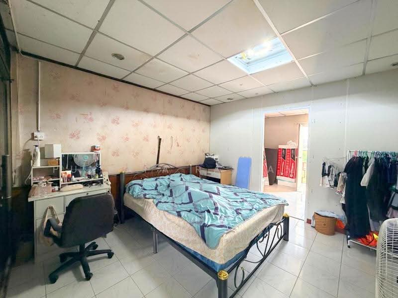 Suan Talay, Bangkok, Bangmot, Thung Khru, Bangkok, 4 Bedrooms, 180 sqm, Townhouse For Sale, by Punpapa Rassamee, 500646247 - DDproperty.com