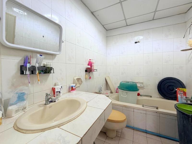 Suan Talay, Bangkok, Bangmot, Thung Khru, Bangkok, 4 Bedrooms, 180 sqm, Townhouse For Sale, by Punpapa Rassamee, 500646247 - DDproperty.com