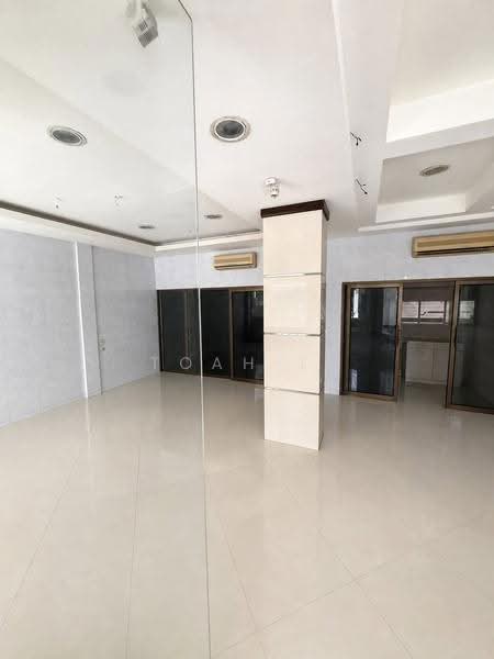อาคารให้เช่า เจริญกรุง บางรัก : Building for rent in Charoen Krung, Bang Rak, กรุงเทพ, บางรัก, กรุงเทพ, 168 ตร.ม., ตึกแถว-อาคารพาณิชย์ ให้เช่า, โดย TOAH T., 500646267 - DDproperty.com
