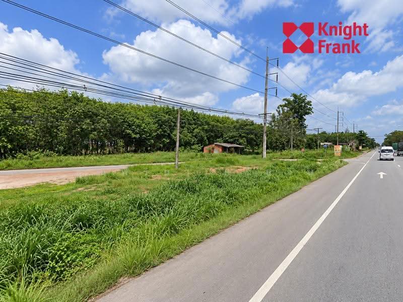 ขายที่ดิน 22 ไร่ ติดถนนชลบุรี-แกลง ตำบลพลงตาเอี่ยม อำเภอวังจันทร์ จังหวัดระยอง, Rayong, ชลบุรี-แกลง, Plong Ta Iam, Wang Chan, Rayong, , 35,359 sqm, Land For Sale, by คุณพิริยา ศรีส่วน, 500646274 - DDproperty.com