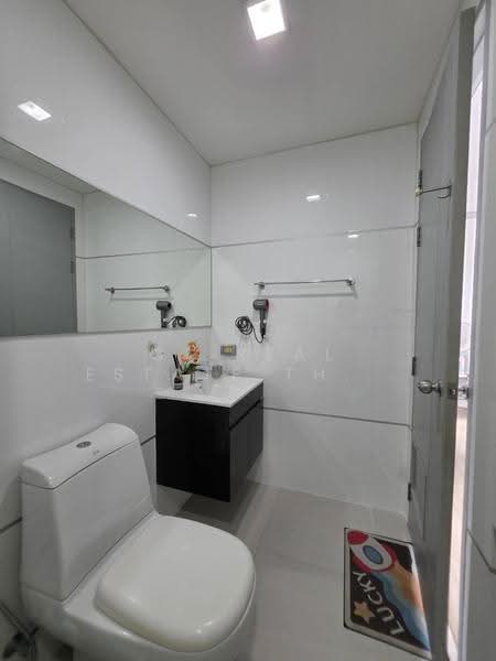 Thru Thonglor, Bangkok, Petchaburi Road, Bang Kapi, Huai Khwang, Bangkok, 1 Bedroom, 37 sqm, Condo For Rent, by GT Real Estate Thailand, 500646334 - DDproperty.com