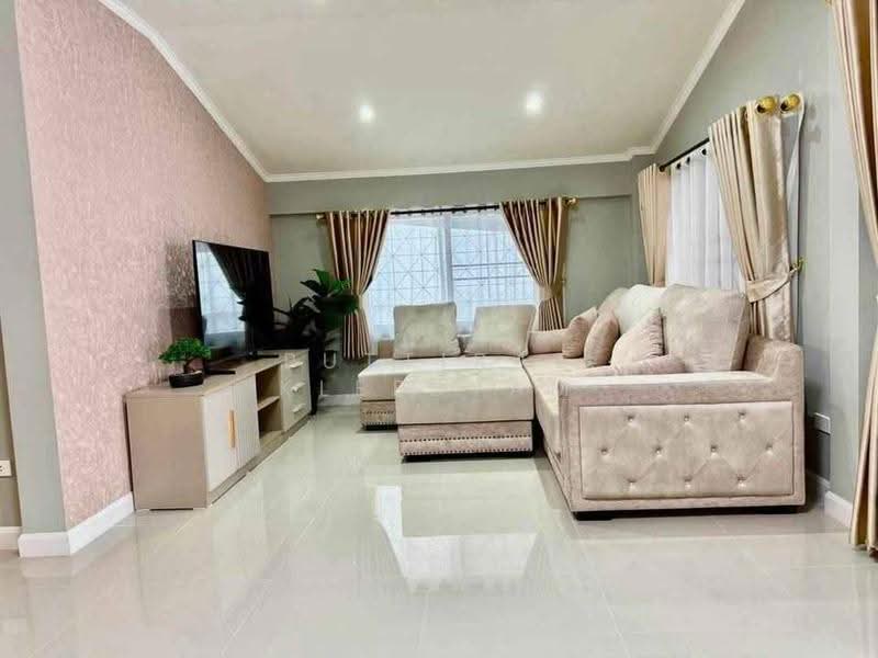 3 BR house, Chon Buri (Pattaya), Nong Pru, Bang Lamung (Pattaya), Chon Buri (Pattaya), 3 Bedrooms, 150 sqm, Single Detached House For Sale, by Puttirat Kleebyam, 500646392 - DDproperty.com