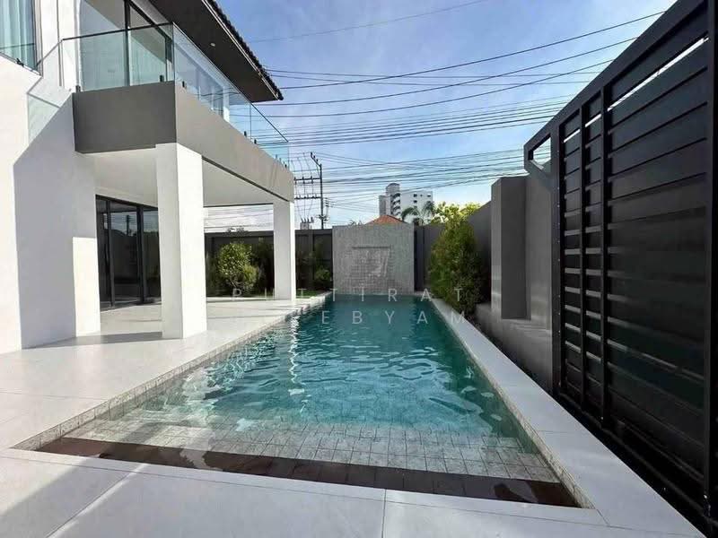 5-BR House, Chon Buri (Pattaya), Nong Pru, Bang Lamung (Pattaya), Chon Buri (Pattaya), 5 Bedrooms, 300 sqm, Single Detached House For Sale, by Puttirat Kleebyam, 500646408 - DDproperty.com