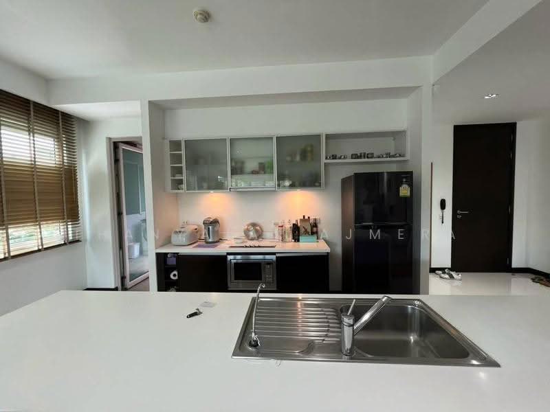 The Lofts Yennakart, Bangkok, 366 ์Soi Nang Linchi Yenakat Road, Chong Nonsi, Yan Nawa, Bangkok, 3 Bedrooms, 180 sqm, Condo For Sale, by Thanyalak Ajmera, 500646411 - DDproperty.com
