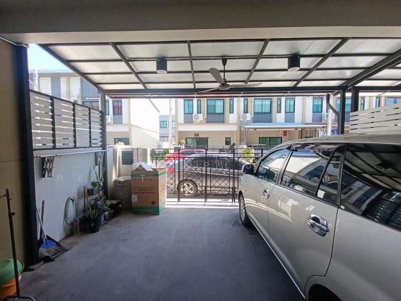 New York Rangsit Klong 4 : นิวยอร์ก รังสิต คลอง 4, ปทุมธานี, บึงยี่โถ, ธัญบุรี, ปทุมธานี, 130 ตร.ม., ทาวน์เฮ้าส์ ขาย, โดย HOMEPLUS REALTY - คุณต่าย, 500646413 - DDproperty.com