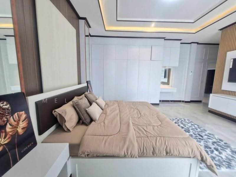4-BR House, Chon Buri (Pattaya), Huai Yai, Bang Lamung (Pattaya), Chon Buri (Pattaya), 4 Bedrooms, 382 sqm, Single Detached House For Sale, by Melinda Lonuch, 500646433 - DDproperty.com