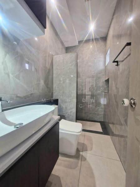 4-BR House, Chon Buri (Pattaya), Huai Yai, Bang Lamung (Pattaya), Chon Buri (Pattaya), 4 Bedrooms, 382 sqm, Single Detached House For Sale, by Melinda Lonuch, 500646433 - DDproperty.com