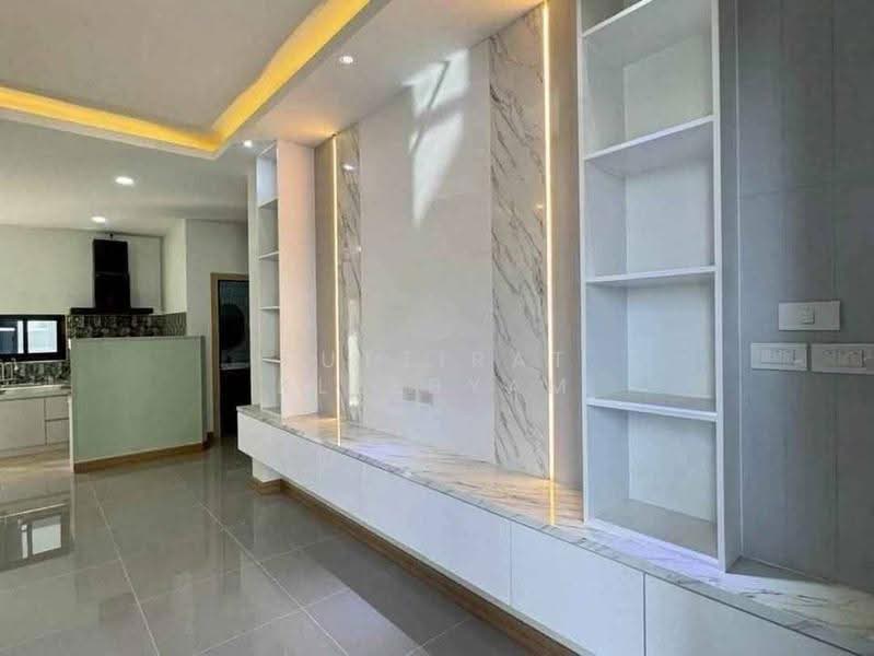 3-BR House, Chon Buri (Pattaya), Nong Pla Lai, Bang Lamung (Pattaya), Chon Buri (Pattaya), 3 Bedrooms, 204 sqm, Single Detached House For Sale, by Puttirat Kleebyam, 500646436 - DDproperty.com