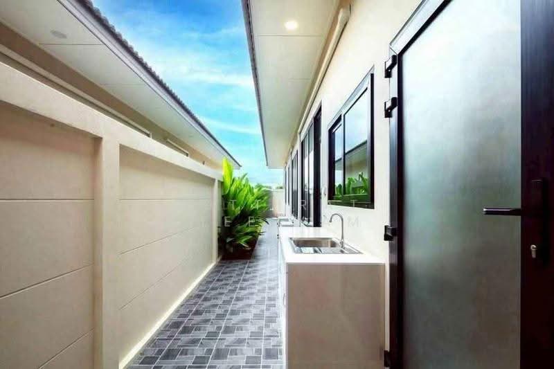 3-BR House, Chon Buri (Pattaya), Nong Pru, Bang Lamung (Pattaya), Chon Buri (Pattaya), 3 Bedrooms, 263 sqm, Single Detached House For Sale, by Puttirat Kleebyam, 500646440 - DDproperty.com