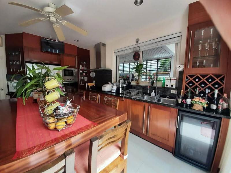 4 BR house, Prachuap Khiri Khan, Nong Kae, Hua Hin, Prachuap Khiri Khan, 4 Bedrooms, 250 sqm, Single Detached House For Sale, by Melinda Lonuch, 500646550 - DDproperty.com