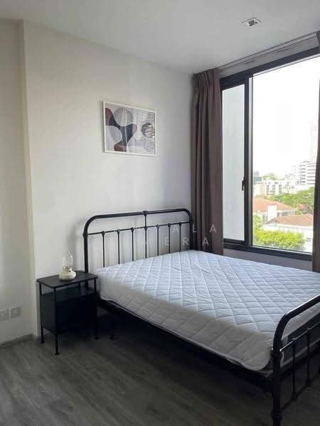 Noble Around Sukhumvit 33, Bangkok, 17 Soi Sukhumvit 33, Khlong Tan Nua, Watthana, Bangkok, 2 Bedrooms, 55 sqm, Condo For Rent, by Thanyalak Ajmera, 500646553 - DDproperty.com