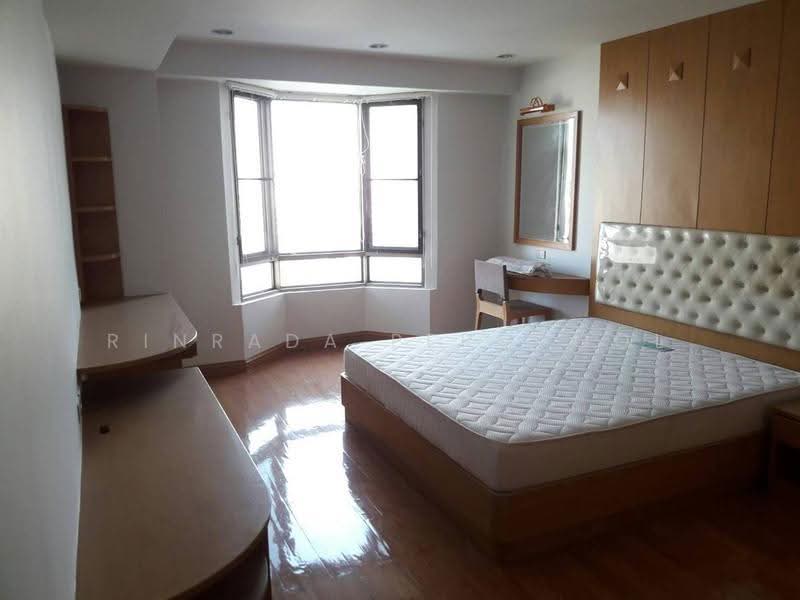 Royal Castle Sukhumvit, Bangkok, 30 Soi Sukhumvit 39, Khlongtoei Nua, Watthana, Bangkok, 3 Bedrooms, 160 sqm, Condo For Rent, by Rinrada Permpool, 500646554 - DDproperty.com