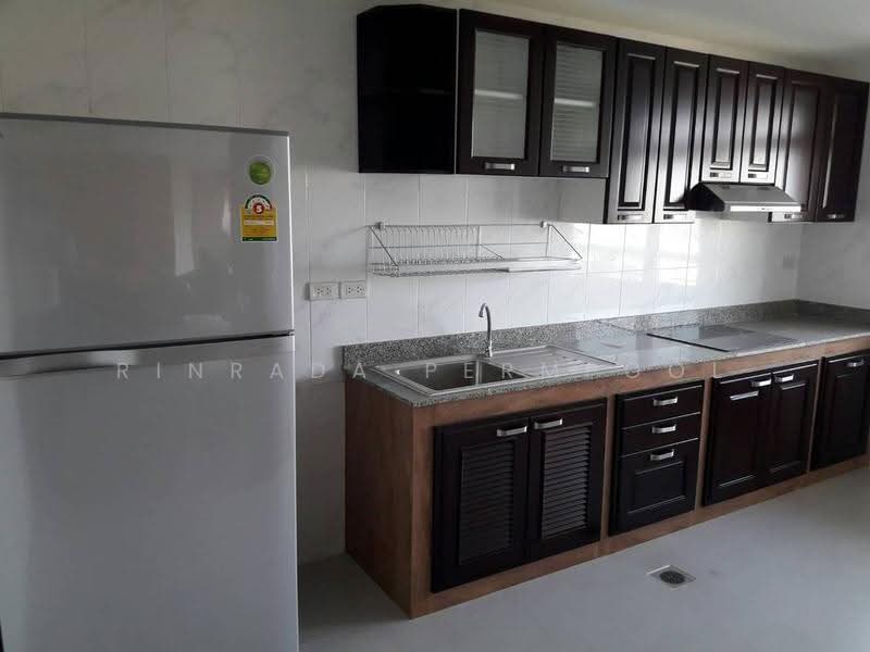Royal Castle Sukhumvit, Bangkok, 30 Soi Sukhumvit 39, Khlongtoei Nua, Watthana, Bangkok, 3 Bedrooms, 160 sqm, Condo For Rent, by Rinrada Permpool, 500646554 - DDproperty.com