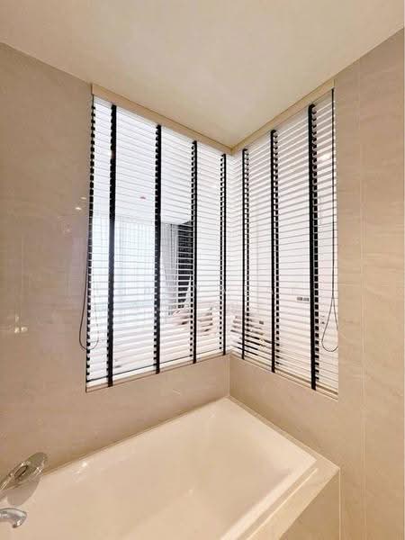 Muniq Langsuan, Bangkok, Soi Tonson, Lumphini, Pathum Wan, Bangkok, 1 Bedroom, 57 sqm, Condo For Rent, by Thanyalak Ajmera, 500646595 - DDproperty.com