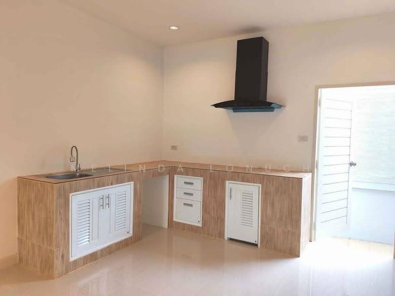 2-BR House, Prachuap Khiri Khan, Hua Hin, Prachuap Khiri Khan, 2 Bedrooms, 114 sqm, Single Detached House For Sale, by Melinda Lonuch, 500646634 - DDproperty.com
