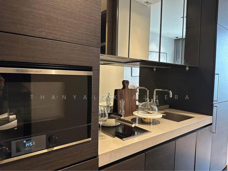 28 Chidlom, Bangkok, 28 Chit Lom Alley, Lumphini, Pathum Wan, Bangkok, 1 Bedroom, 33 sqm, Condo For Rent, by Thanyalak Ajmera, 500646652 - DDproperty.com