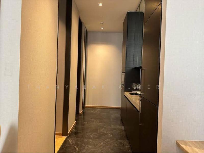 28 Chidlom, Bangkok, 28 Chit Lom Alley, Lumphini, Pathum Wan, Bangkok, 1 Bedroom, 33 sqm, Condo For Rent, by Thanyalak Ajmera, 500646652 - DDproperty.com