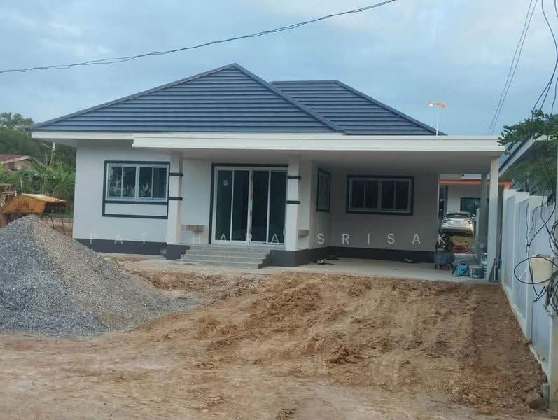 3-BR House, Prachuap Khiri Khan, Nong Ta Taem, Pran Buri, Prachuap Khiri Khan, 3 Bedrooms, 120 sqm, Single Detached House For Sale, by Patchara Srisak, 500646665 - DDproperty.com