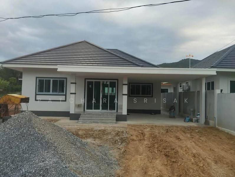 3-BR House, Prachuap Khiri Khan, Nong Ta Taem, Pran Buri, Prachuap Khiri Khan, 3 Bedrooms, 120 sqm, Single Detached House For Sale, by Patchara Srisak, 500646665 - DDproperty.com
