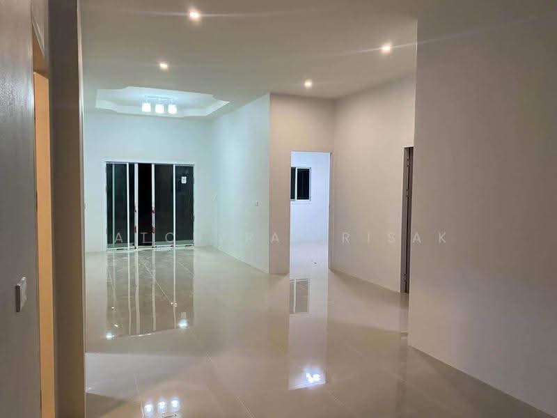 3-BR House, Prachuap Khiri Khan, Nong Ta Taem, Pran Buri, Prachuap Khiri Khan, 3 Bedrooms, 120 sqm, Single Detached House For Sale, by Patchara Srisak, 500646665 - DDproperty.com
