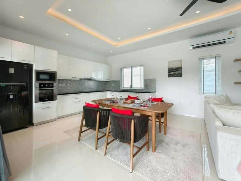 3 BR house, Prachuap Khiri Khan, Hua Hin, Prachuap Khiri Khan, 3 Bedrooms, 180 sqm, Single Detached House For Rent, by Patchara Srisak, 500646702 - DDproperty.com