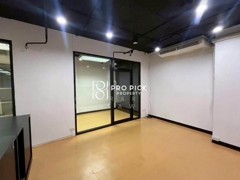 For Rent Office Space 90 sq.m. BTS Ekkamai Sukhumvit Watthana Bangkok PP-00779, Bangkok, สุขุมวิท, Khlong Tan Nua, Watthana, Bangkok, , 90 sqm, Office Space For Rent, by Konrarat Deesawat, 500646871 - DDproperty.com