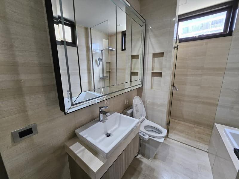 The XXXIX By Sansiri, Bangkok, 300 Soi Sukhumvit 39, Khlong Tan Nua, Watthana, Bangkok, 1 Bedroom, 57 sqm, Condo For Rent, by Khun Real, 500646878 - DDproperty.com
