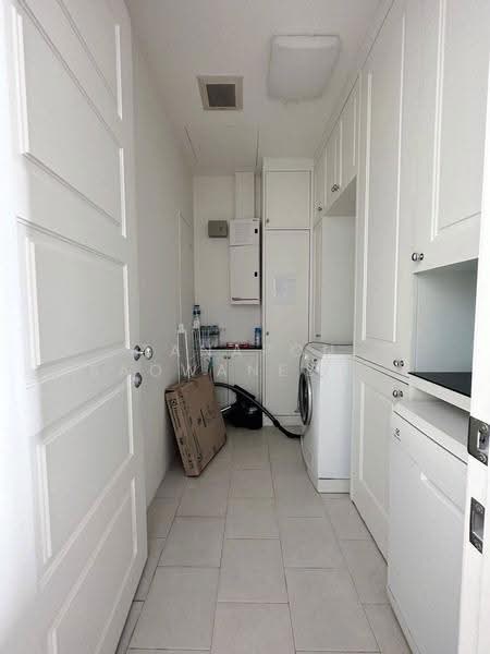 Royce Private Residences, Bangkok, 61 Soi Sukhumvit 31, Khlongtoei Nua, Watthana, Bangkok, 3 Bedrooms, 143 sqm, Condo For Rent, by Tanapon Saowaneeyakorn, 500646922 - DDproperty.com