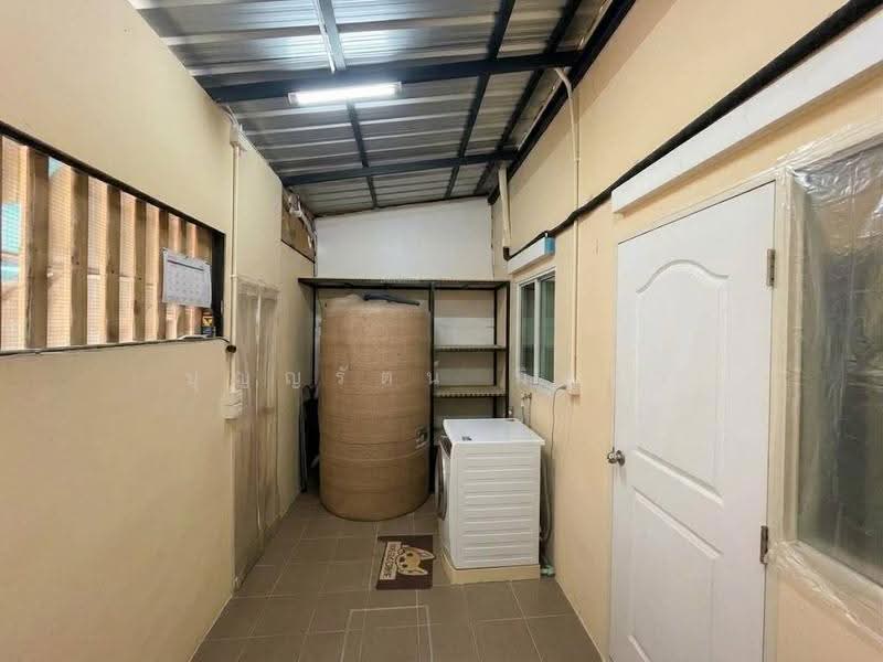 Diya Town Tiwanon-Rungsit : ดีญ่า ทาวน์ ติวานนท์-รังสิต, Pathum Thani, Ban Klang, Muang Pathum Thani, Pathum Thani, 4 Bedrooms, 109 sqm, Townhouse For Sale, by บุญญรัตน์ มิสุนา, 500646978 - DDproperty.com