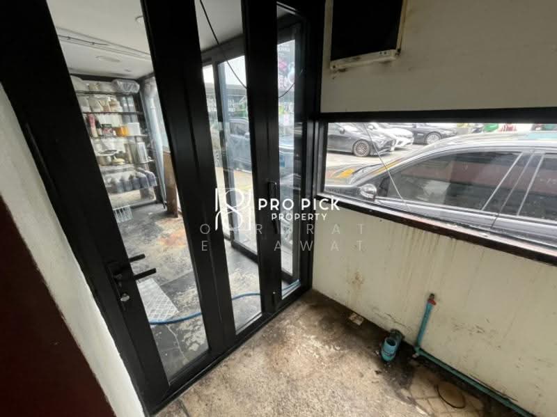 ร้านค้า ให้เช่า 50 ตร.ม. บีทีเอส พร้อมพงษ์ สุขุมวิท วัฒนา กรุงเทพ PP-00800, กรุงเทพ, สุขุมวิท, คลองตันเหนือ, วัฒนา, กรุงเทพ, 50 ตร.ม., กิจการ ให้เช่า, โดย Konrarat Deesawat, 500647062 - DDproperty.com