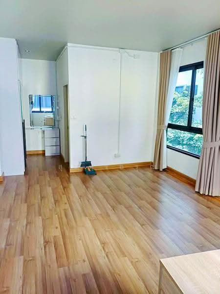 ไม่พบโครงการ, Nonthaburi, บางรักใหญ่ 600 ม, Bang Rak Noi, Muang Nonthaburi, Nonthaburi, 5 Bedrooms, 255 sqm, Single Detached House For Rent, by ณัฐพงศ์ สุนทรอรุณ, 500647114 - DDproperty.com