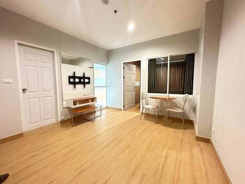 Life @ Ratchada-Huai Khwang, Bangkok, 189 Pracharatbamphen Road, Huai Khwang, Bangkok, 1 Bedroom, 41 sqm, Condo For Sale, by Thanyalak Ajmera, 500647154 - DDproperty.com