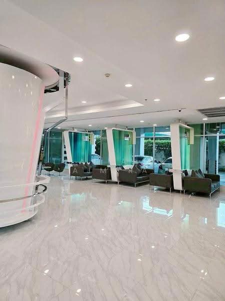 Life @ Ratchada-Huai Khwang, Bangkok, 189 Pracharatbamphen Road, Huai Khwang, Bangkok, 1 Bedroom, 41 sqm, Condo For Sale, by Thanyalak Ajmera, 500647154 - DDproperty.com