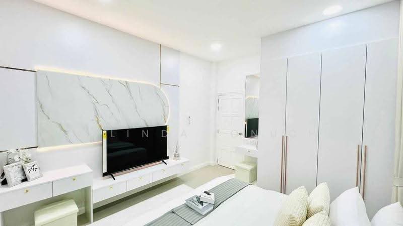 3-BR House, Chon Buri (Pattaya), Nong Pru, Bang Lamung (Pattaya), Chon Buri (Pattaya), 3 Bedrooms, 204 sqm, Single Detached House For Sale, by Melinda Lonuch, 500647163 - DDproperty.com