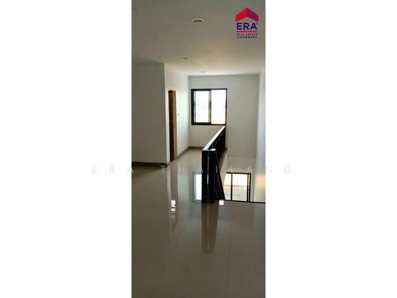 ขายด่วน! อาคารพาณิชย์ 2 ชั้น ทำเลบ่อวิน–ศรีราชา ใกล้นิคม WHA, Chon Buri (Pattaya), Bo Win, Si Racha, Chon Buri (Pattaya), , 96 sqm, Shophouse For Sale, by ERA Thailand, 500647217 - DDproperty.com