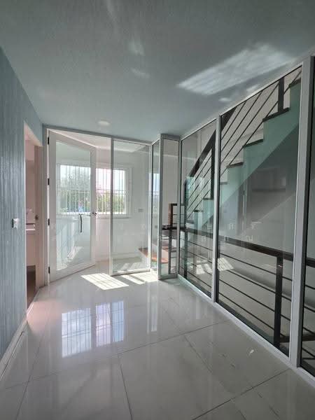 Home office Lat Phrao 71, Soi Nak Niwat 9, Bangkok, นาคนิวาส 9, Lat Phrao, Bangkok, , 300 sqm, Shophouse For Rent, by คุณวรพรรษสร ศศิโรจน์โสภณ, 500647222 - DDproperty.com