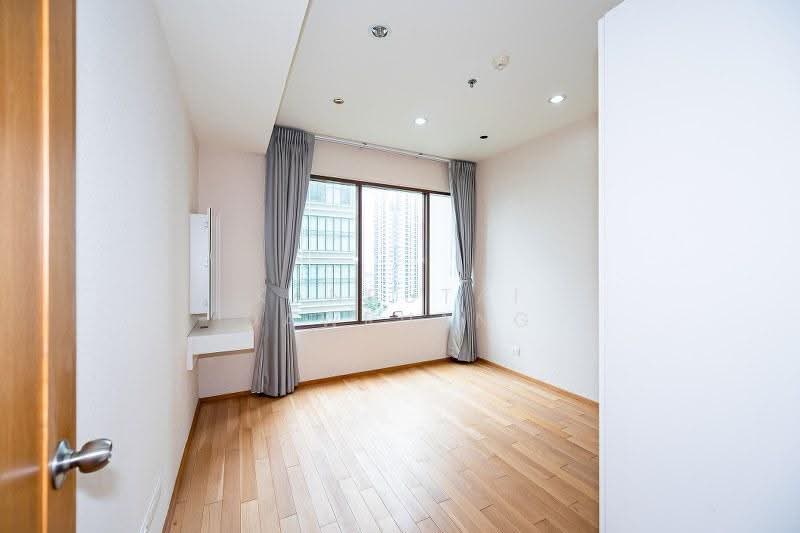 The Emporio Place, Bangkok, 93 Soi Sukhumvit 24, Sukhumvit Road, Khong Tan, Khlong Toei, Bangkok, 2 Bedrooms, 101 sqm, Condo For Sale, by Kanrutai Dawruang, 500647224 - DDproperty.com